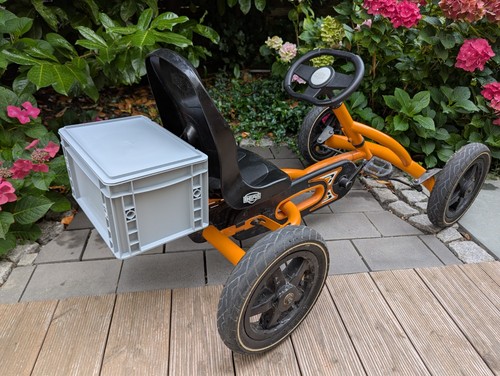 Box kiste mit halterung - box, /